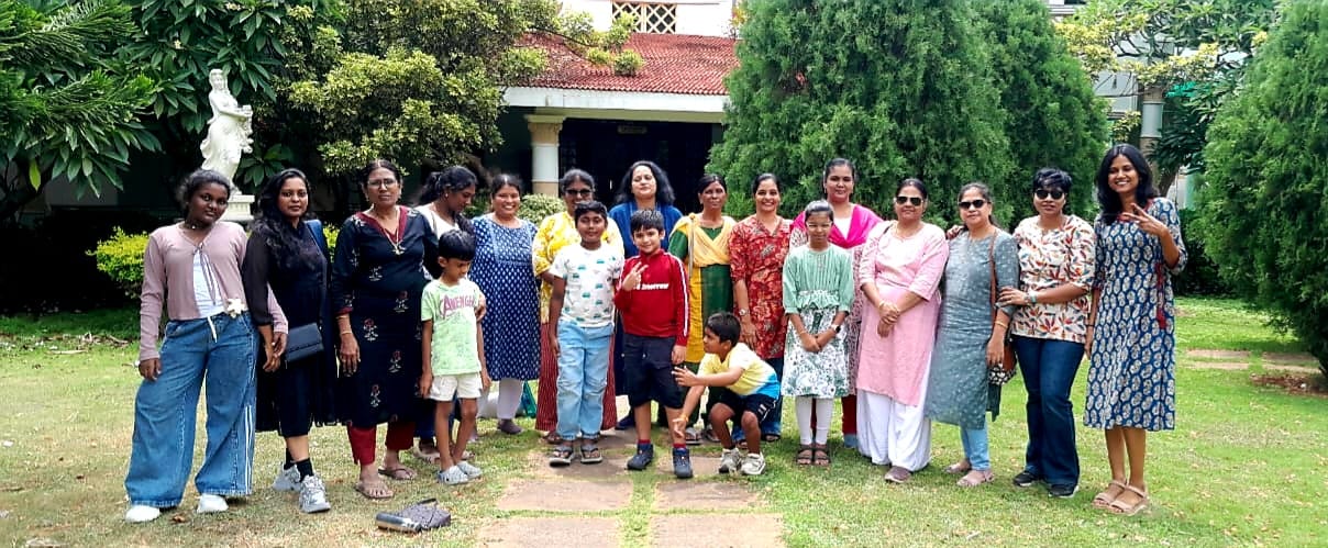 NewV traveller holiday memory 2